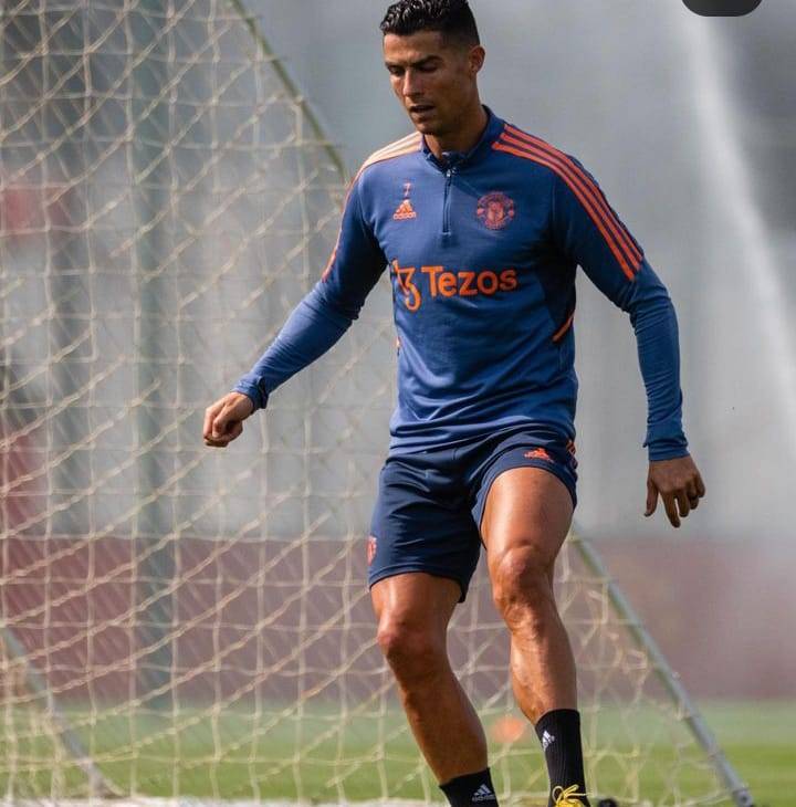 Ronaldo: Manchester United bana ihanet etti 4